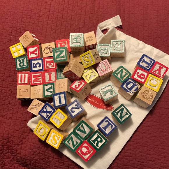 MELISSA AND DOUG BLOCKS - Picture 1 of 1